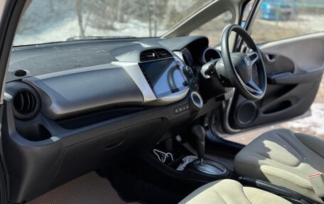 Honda Fit III, 2009 год, 750 000 рублей, 21 фотография