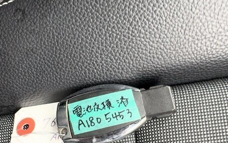 Mercedes-Benz A-Класс, 2018 год, 1 555 000 рублей, 11 фотография