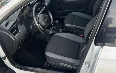 Skoda Rapid II, 2021 год, 1 450 000 рублей, 3 фотография