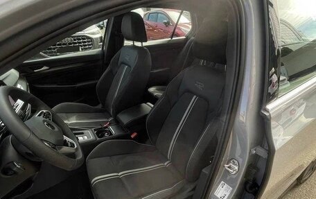 Volkswagen Golf VIII, 2022 год, 2 160 000 рублей, 8 фотография