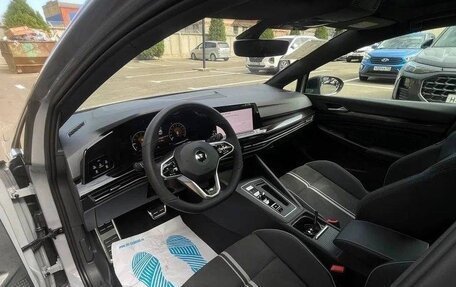 Volkswagen Golf VIII, 2022 год, 2 160 000 рублей, 7 фотография