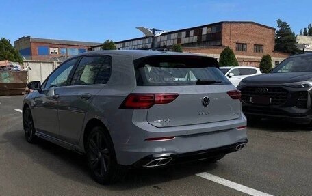 Volkswagen Golf VIII, 2022 год, 2 160 000 рублей, 13 фотография