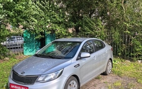 KIA Rio III рестайлинг, 2015 год, 690 000 рублей, 3 фотография