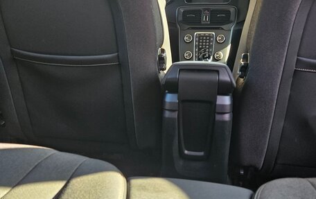 Volvo V40 Cross Country I, 2017 год, 1 850 000 рублей, 9 фотография