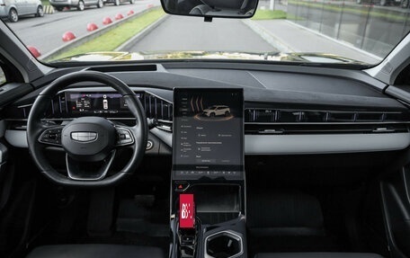 Geely Atlas, 2024 год, 2 989 000 рублей, 14 фотография