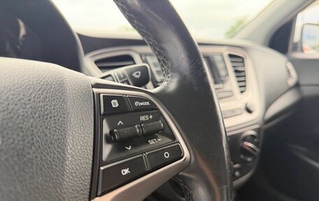 Hyundai Solaris II рестайлинг, 2019 год, 1 415 000 рублей, 13 фотография
