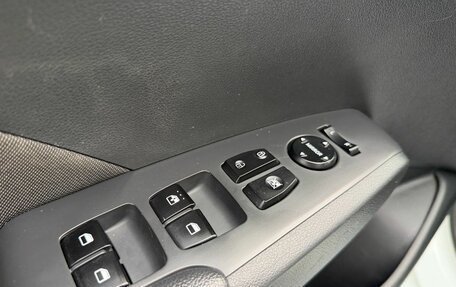 Hyundai Solaris II рестайлинг, 2019 год, 1 415 000 рублей, 10 фотография