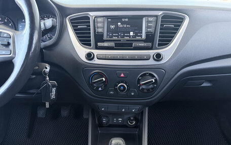 Hyundai Solaris II рестайлинг, 2018 год, 1 079 000 рублей, 7 фотография