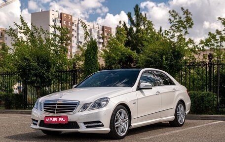 Mercedes-Benz E-Класс, 2012 год, 3 600 000 рублей, 1 фотография