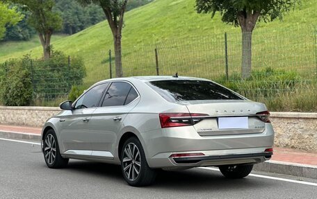 Skoda Superb III рестайлинг, 2023 год, 2 490 000 рублей, 4 фотография