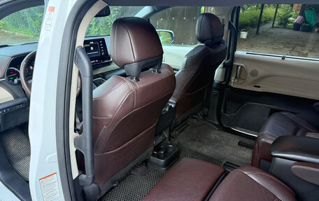 Toyota Sienna, 2022 год, 4 850 000 рублей, 12 фотография