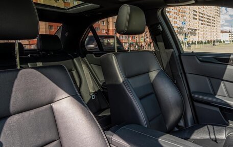 Mercedes-Benz E-Класс, 2012 год, 3 600 000 рублей, 8 фотография