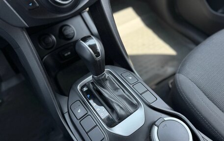 Hyundai Santa Fe III рестайлинг, 2012 год, 1 648 000 рублей, 18 фотография