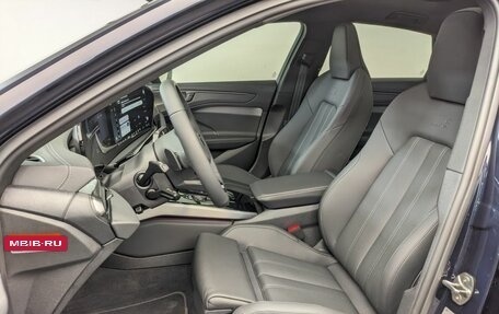 Audi A6, 2026 год, 9 000 000 рублей, 10 фотография