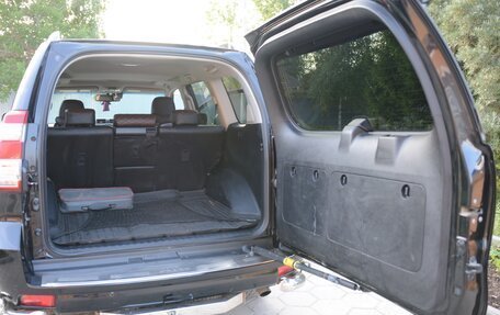 Toyota Land Cruiser Prado 150 рестайлинг 2, 2016 год, 3 800 000 рублей, 10 фотография