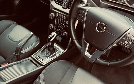 Volvo V40 II рестайлинг, 2018 год, 1 350 000 рублей, 4 фотография