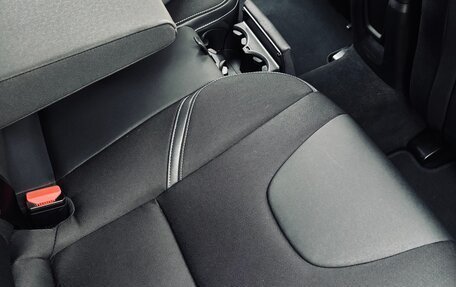 Volvo V40 II рестайлинг, 2018 год, 1 350 000 рублей, 8 фотография