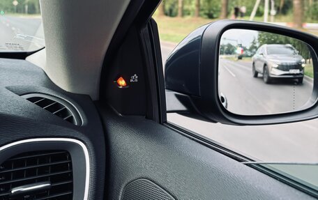 Volvo V40 II рестайлинг, 2018 год, 1 350 000 рублей, 15 фотография