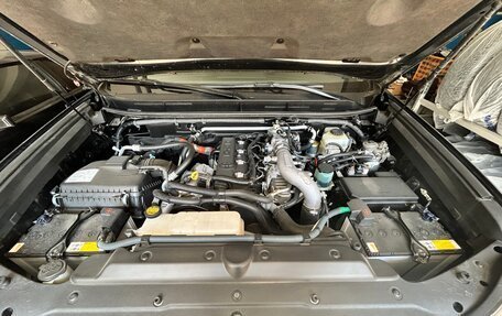 Toyota Land Cruiser Prado 150 рестайлинг 2, 2012 год, 18 фотография