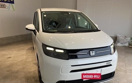 Honda Freed, 2026 год, 1 805 000 рублей, 3 фотография