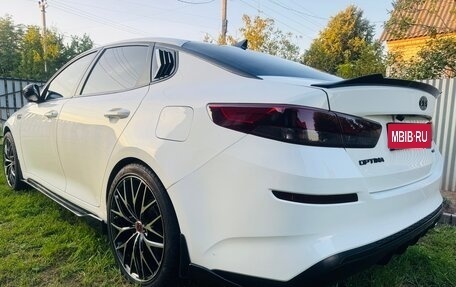 KIA Optima IV, 2019 год, 1 850 000 рублей, 3 фотография