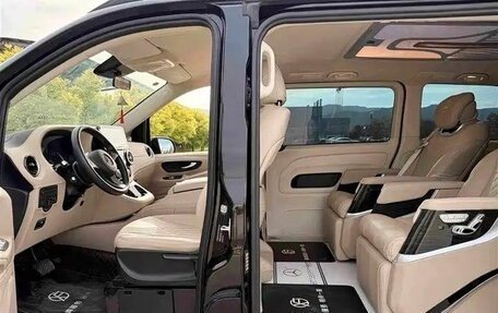 Mercedes-Benz Vito, 2022 год, 5 350 000 рублей, 10 фотография