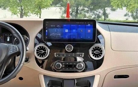 Mercedes-Benz Vito, 2022 год, 5 350 000 рублей, 11 фотография
