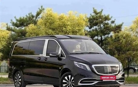 Mercedes-Benz Vito, 2022 год, 5 350 000 рублей, 3 фотография