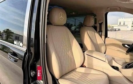 Mercedes-Benz Vito, 2022 год, 5 350 000 рублей, 9 фотография
