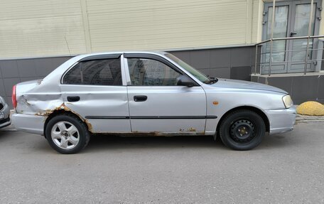 Hyundai Accent II, 2004 год, 155 000 рублей, 3 фотография