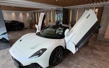 Maserati MC20, 2023 год, 15 300 000 рублей, 4 фотография