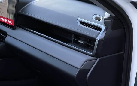 Toyota RAV4, 2026 год, 3 890 000 рублей, 24 фотография