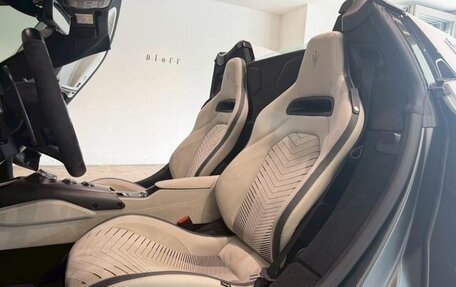 Maserati MC20, 2023 год, 15 300 000 рублей, 23 фотография