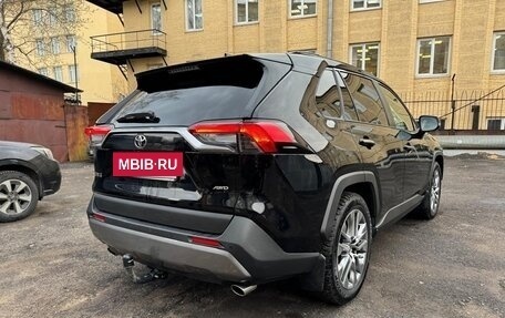Toyota RAV4, 2021 год, 3 750 000 рублей, 6 фотография