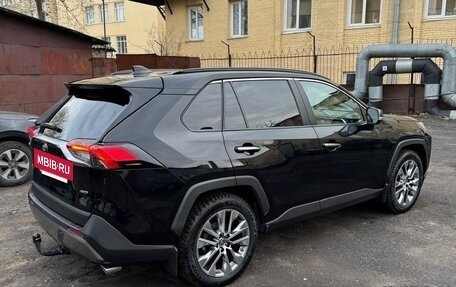 Toyota RAV4, 2021 год, 3 750 000 рублей, 2 фотография