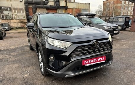 Toyota RAV4, 2021 год, 3 750 000 рублей, 8 фотография