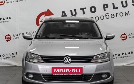 Volkswagen Jetta VI, 2012 год, 969 000 рублей, 3 фотография
