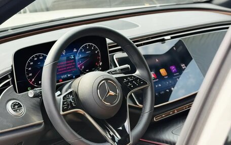 Mercedes-Benz E-Класс, 2024 год, 6 450 000 рублей, 8 фотография