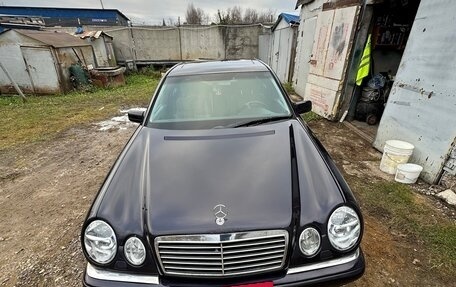 Mercedes-Benz E-Класс, 1999 год, 450 000 рублей, 2 фотография