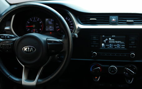 KIA Rio IV, 2021 год, 1 835 000 рублей, 11 фотография