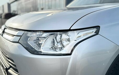 Mitsubishi Outlander III рестайлинг 3, 2014 год, 1 568 800 рублей, 9 фотография