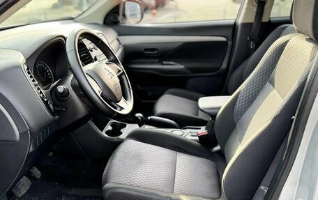 Mitsubishi Outlander III рестайлинг 3, 2014 год, 1 568 800 рублей, 12 фотография