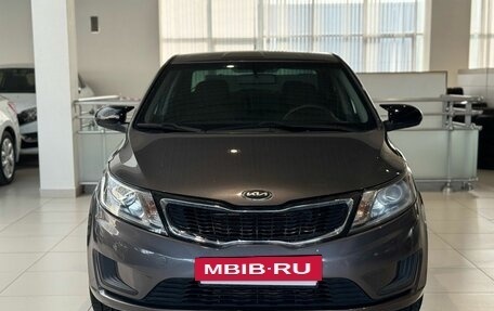 KIA Rio III рестайлинг, 2013 год, 649 000 рублей, 2 фотография