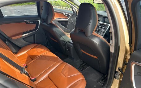 Volvo V60 I, 2011 год, 1 700 000 рублей, 13 фотография