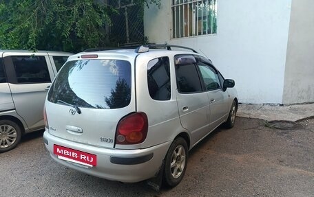 Toyota Corolla Spacio II, 1997 год, 330 000 рублей, 2 фотография