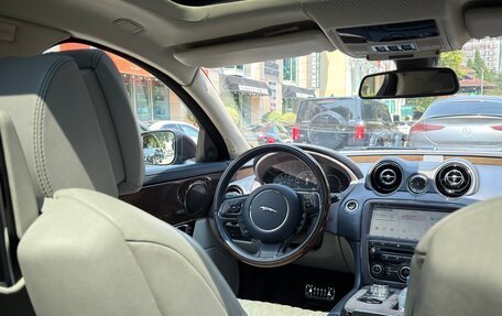 Jaguar XJ IV (X351), 2016 год, 4 320 000 рублей, 7 фотография