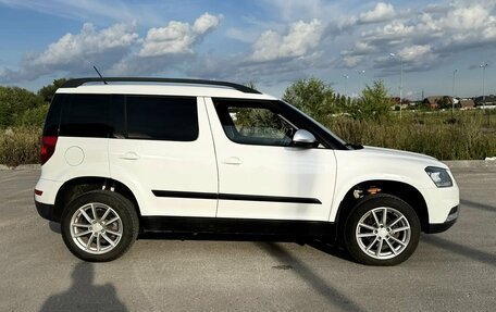Skoda Yeti I рестайлинг, 2014 год, 1 092 000 рублей, 4 фотография