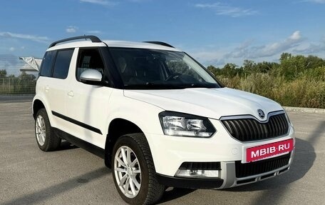 Skoda Yeti I рестайлинг, 2014 год, 1 092 000 рублей, 3 фотография