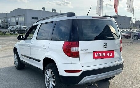 Skoda Yeti I рестайлинг, 2014 год, 1 092 000 рублей, 7 фотография