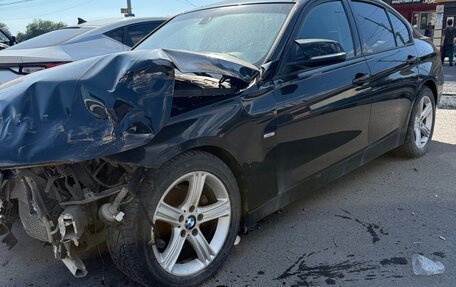 BMW 3 серия, 2014 год, 750 000 рублей, 3 фотография